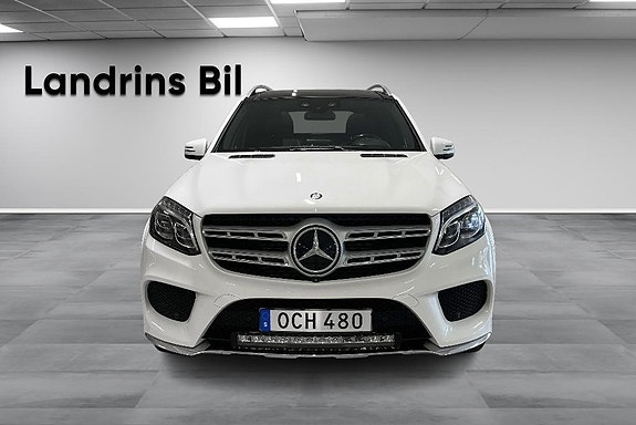 Mercedes-Benz GLS350 d 2 of 14