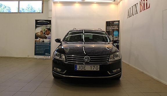 Volkswagen Passat 3 of 5