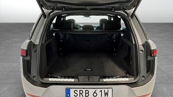 Land Rover Range Rover Sport 10 of 17