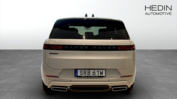 Land Rover Range Rover Sport 7 of 17