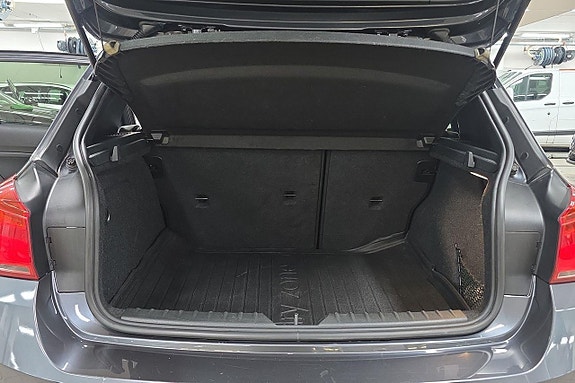 BMW 118d 18 of 20