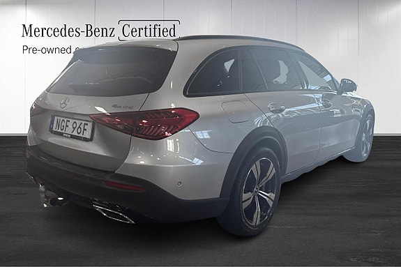 Mercedes-Benz C220 d 3 of 12