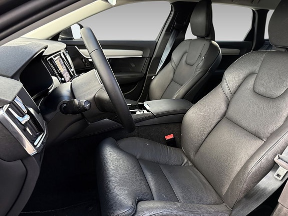 Volvo V90 10 of 15