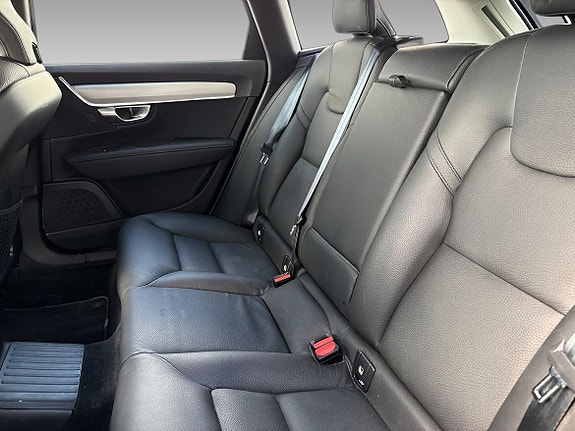 Volvo V90 11 of 15