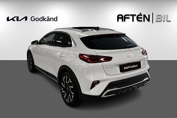 Kia XCeed 8 of 25