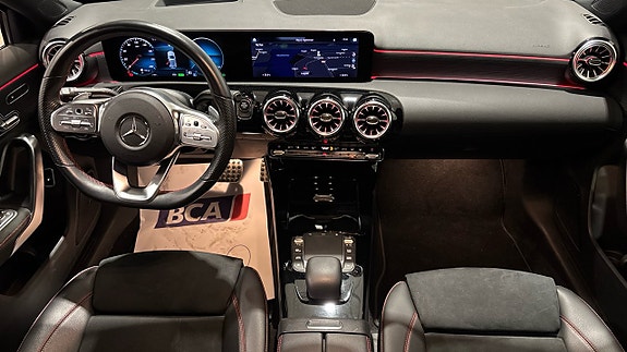 Mercedes-Benz A250 e 3 of 4