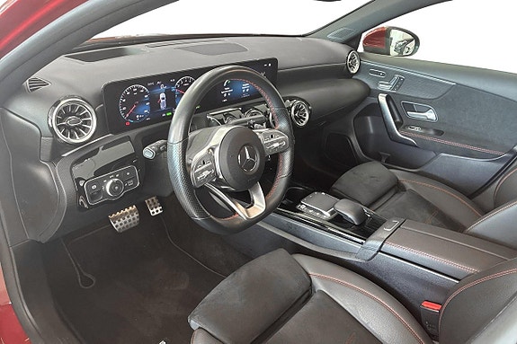 Mercedes-Benz A250 e 6 of 13