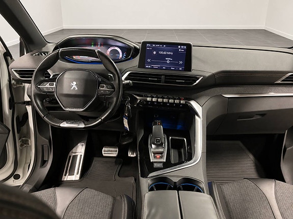 Peugeot 3008 10 of 11