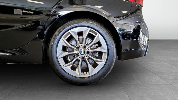BMW 120 9 of 12