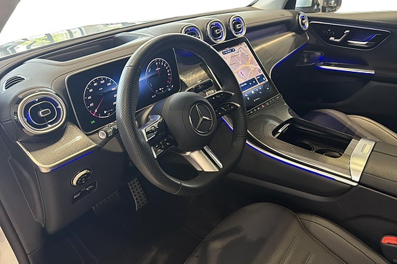 Mercedes-Benz GLC300 e 7 of 16