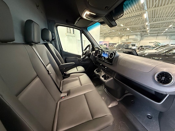 Mercedes-Benz Sprinter 317 7 of 13