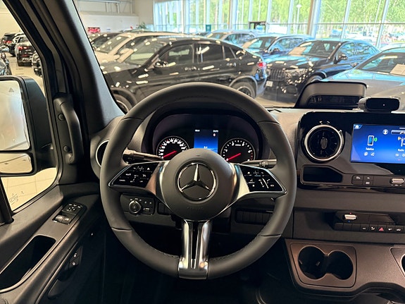 Mercedes-Benz Sprinter 317 9 of 13