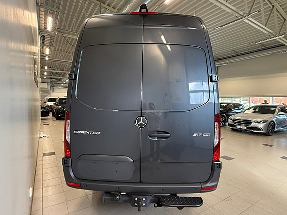 Mercedes-Benz Sprinter 317 4 of 5