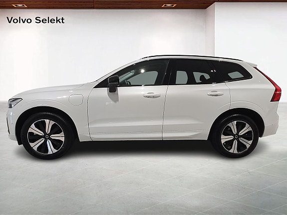 Volvo XC60 3 of 23