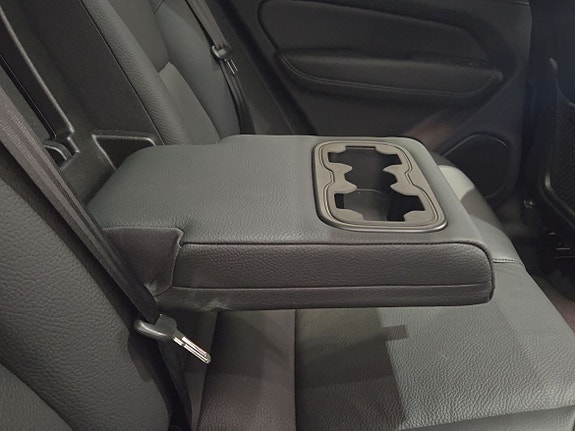 Volvo XC60 17 of 23