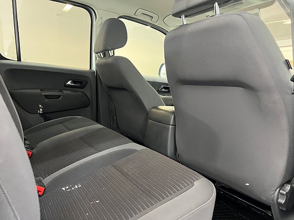 Volkswagen Amarok 23 of 23