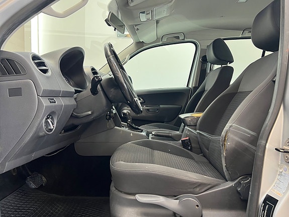 Volkswagen Amarok 19 of 23