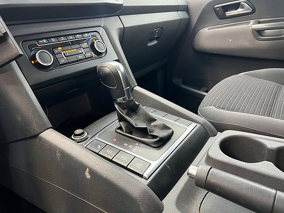 Volkswagen Amarok 16 of 23