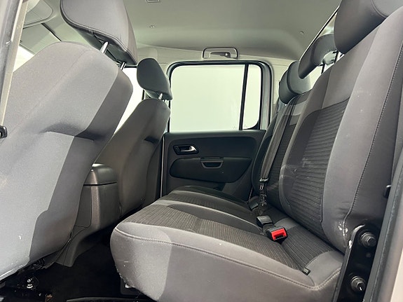 Volkswagen Amarok 22 of 23