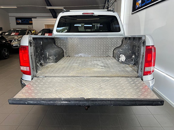 Volkswagen Amarok 11 of 23