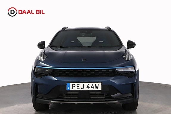 Lynk & Co 01 2 of 28