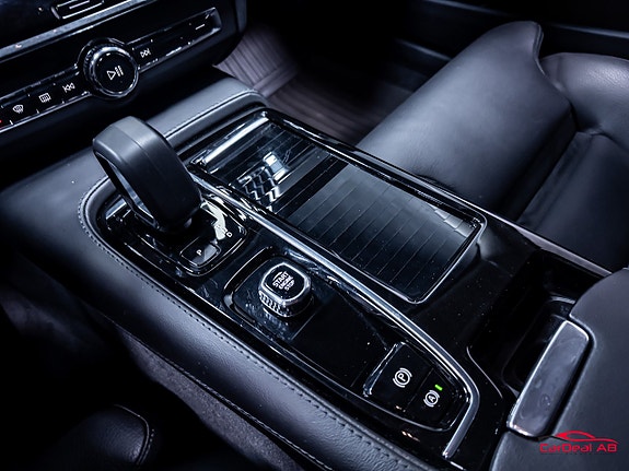 Volvo V90 23 of 26