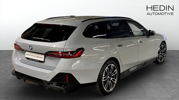 BMW 530e 2 of 9