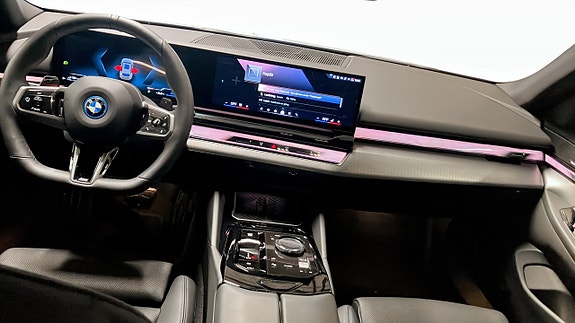 BMW 530e 4 of 9