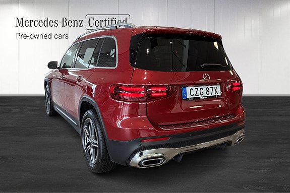 Mercedes-Benz GLB200 4 of 17