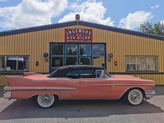 Cadillac Deville