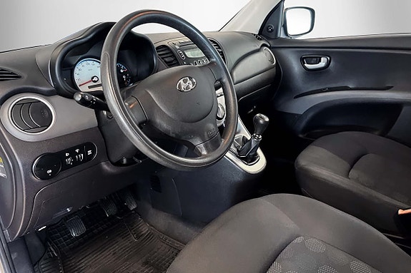 Hyundai i10 8 of 9