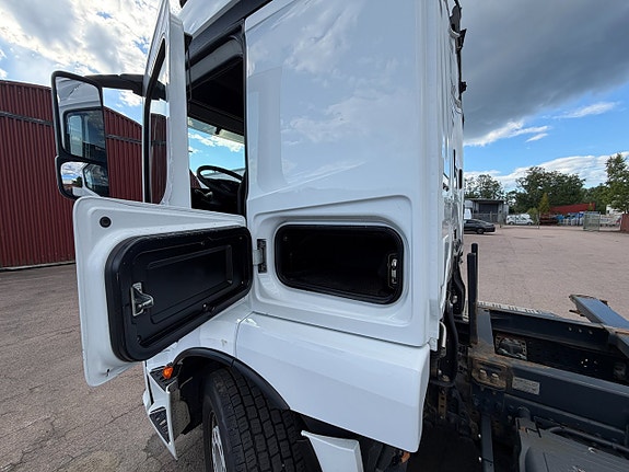 Mercedes-Benz Actros 2545 17 of 30