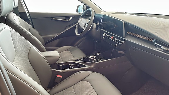 Kia Niro 3 of 12