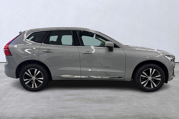 Volvo XC60 3 of 25