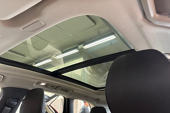Volvo XC60 23 of 25