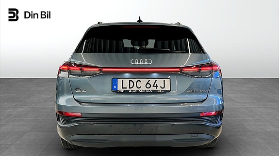 Audi Q4 e-tron 5 of 5