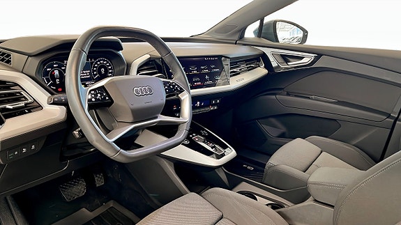 Audi Q4 e-tron 7 of 19