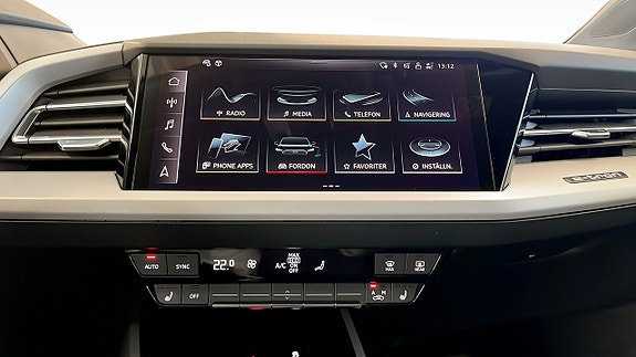 Audi Q4 e-tron 8 of 19