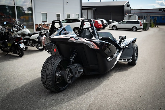 Polaris Slingshot 7 of 18