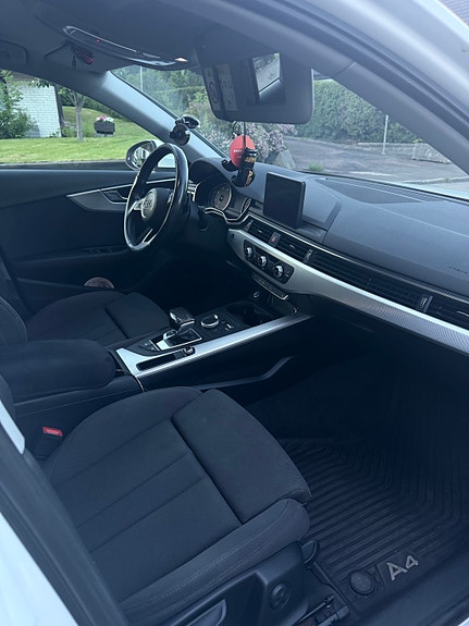 Audi A4 5 of 6