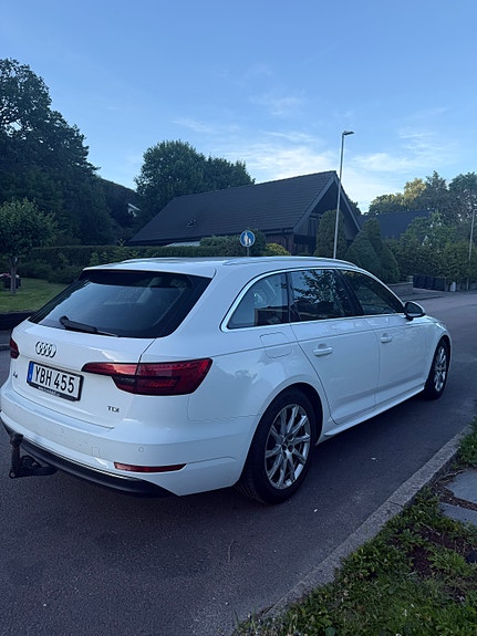 Audi A4 6 of 6