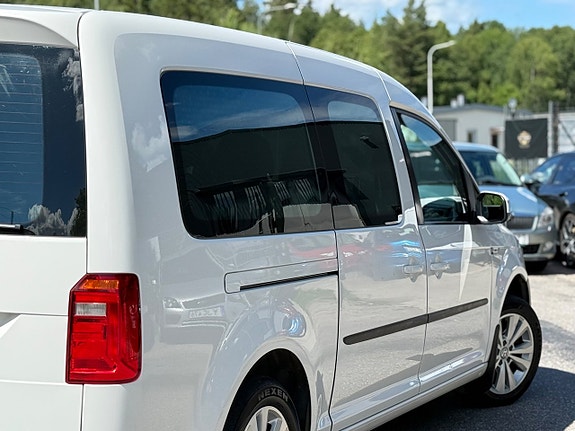 Volkswagen Caddy Maxi 5 of 5