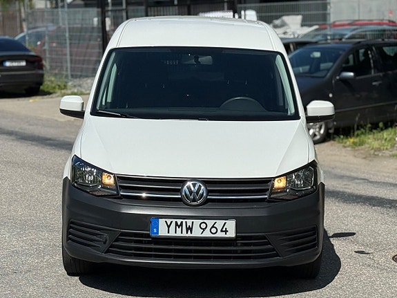 Volkswagen Caddy Maxi 3 of 5