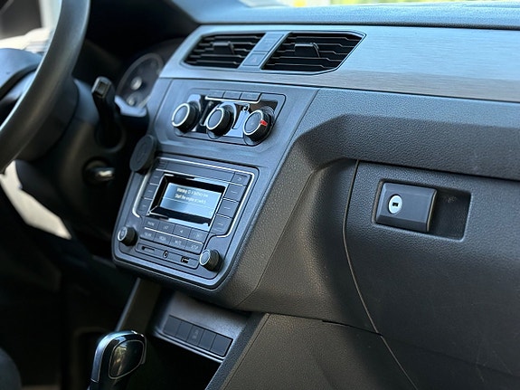 Volkswagen Caddy Maxi 15 of 24