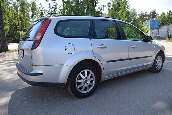 Ford Focus 5 of 5