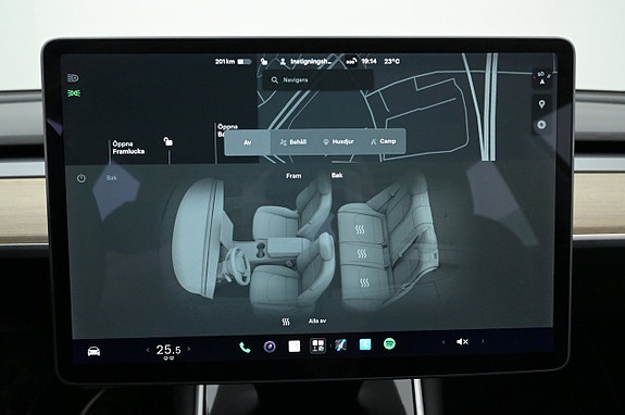 Tesla Model 3 21 of 27