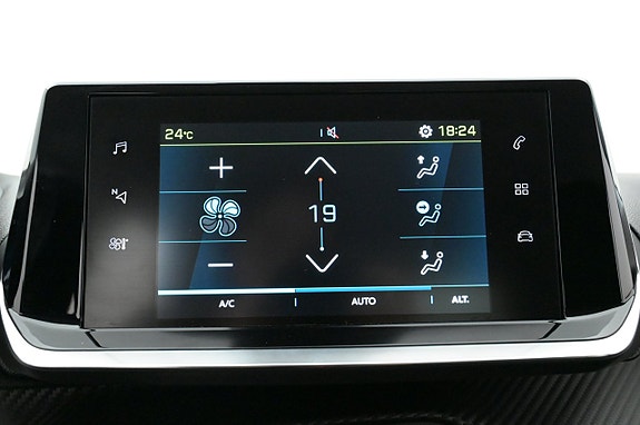 Peugeot e-208 17 of 27