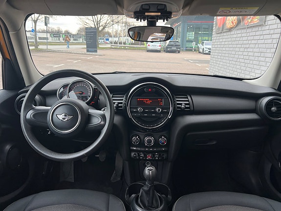 MINI Cooper 8 of 21