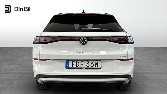 Volkswagen T-Roc 5 of 5