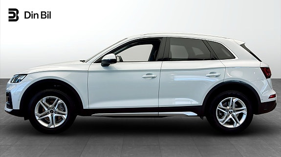 Audi Q5 2 of 5